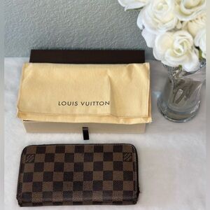 Authentic Louis Vuitton Damier Ebene Zippy Wallet 💥Broken Zipper Pull (Included)